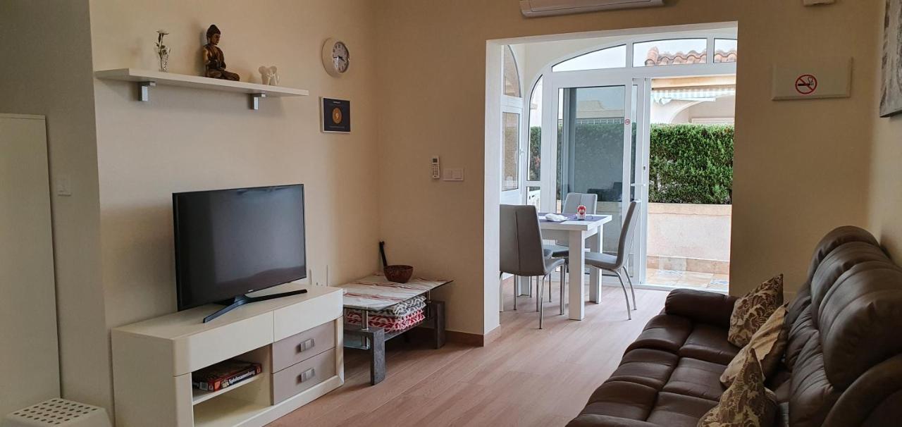 Ferienwohnung Torrevieja Exterior photo